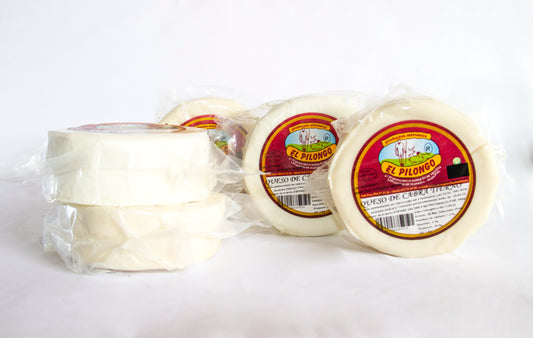 QUESO CABRA TIERNO. Es un queso elaborado con leche pasteurizada de cabra, con sabor suave y cremoso ideal para los mas pequeños de la casa.